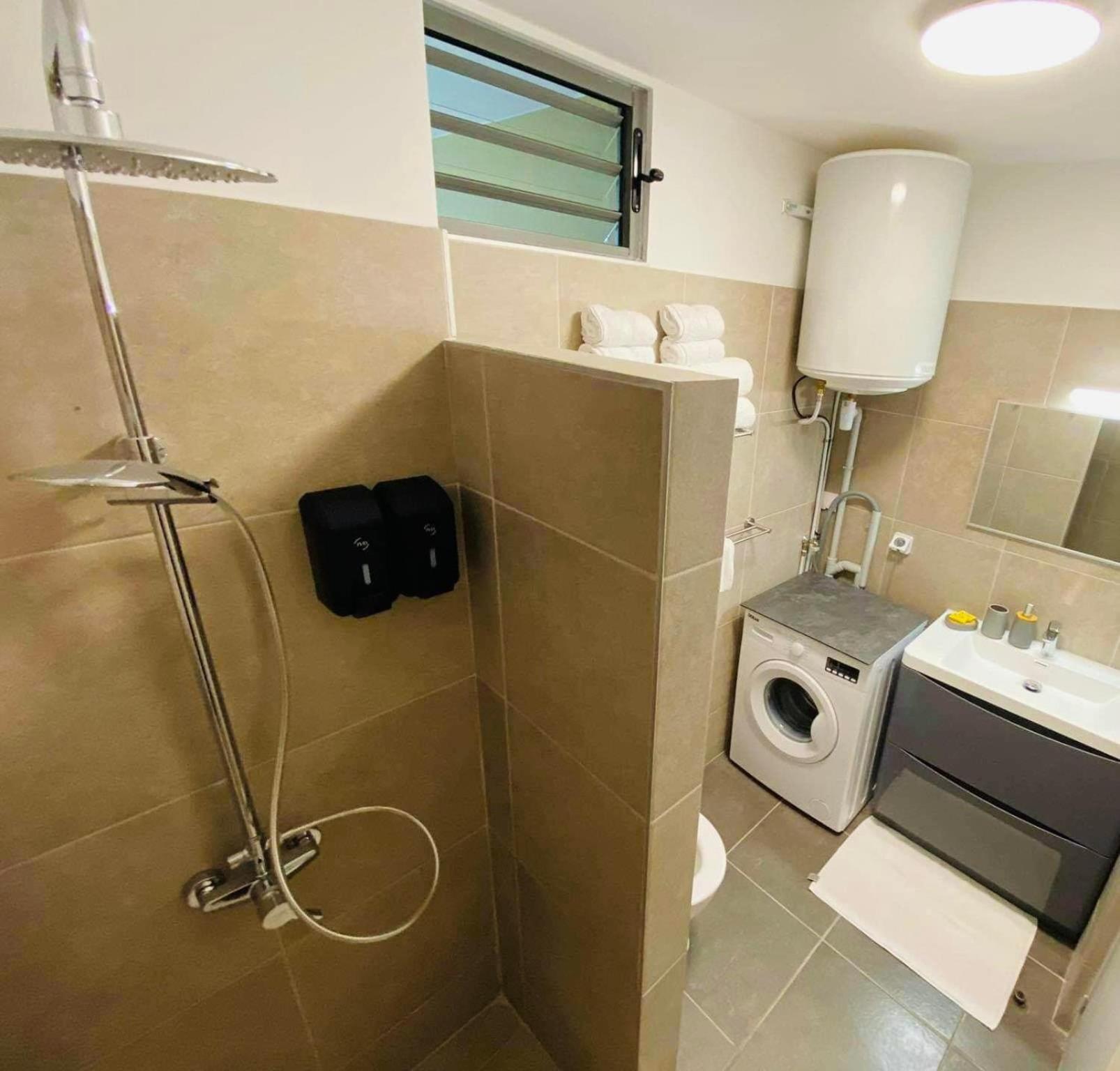 Tehautahi Cozy Lodge 2 파페에테 외부 사진
